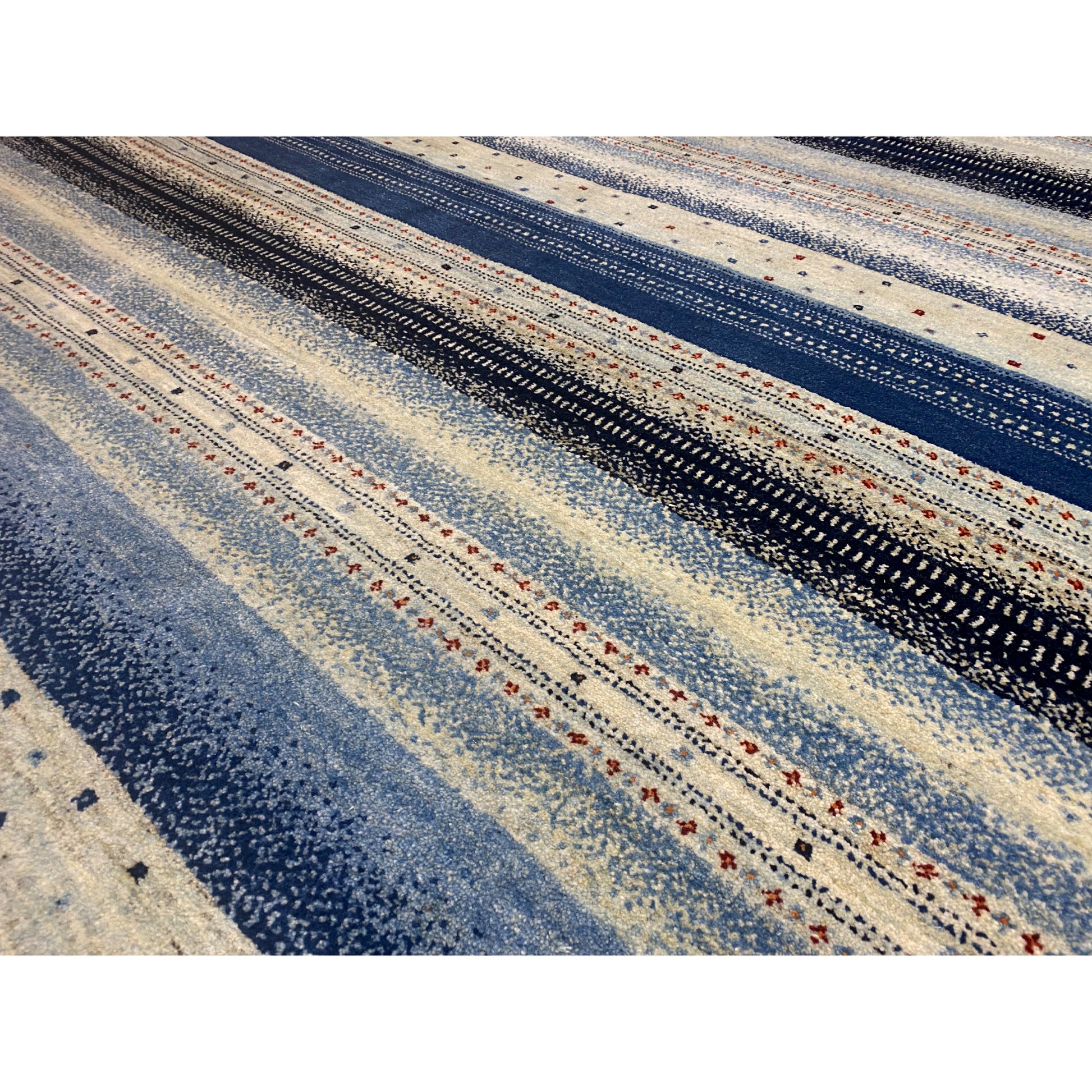 Gabbeh Teppich 240x167 cm - German Carpet Shop