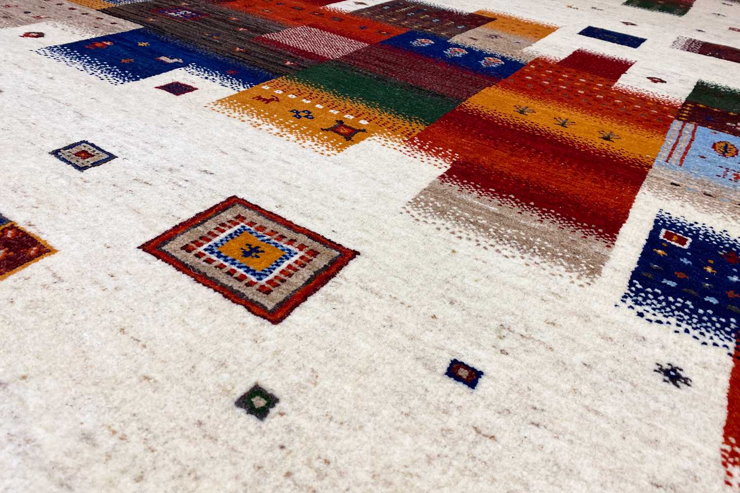 Gabbeh - Lori - 33960 (239x173cm) - German Carpet Shop