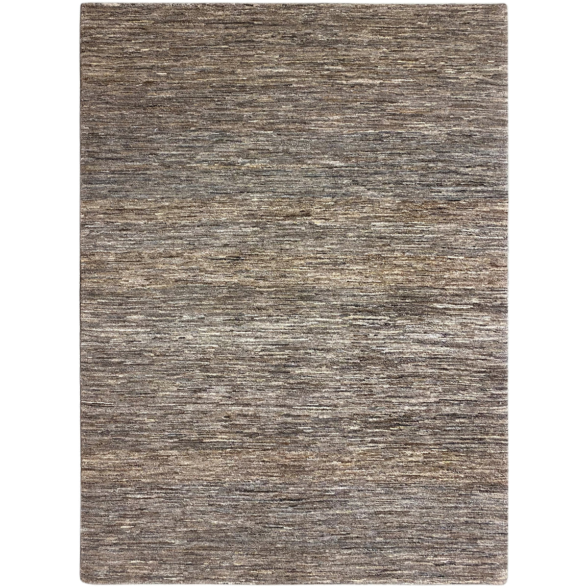Tapete 243x168 em cinzento-acastanhado com padrão mesclado de riscas horizontais.