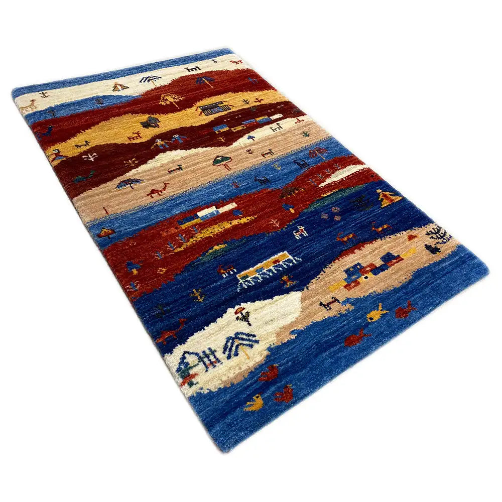 Tapete Gabbeh 90x59 cm com padrão paisagístico em azul, vermelho e bege