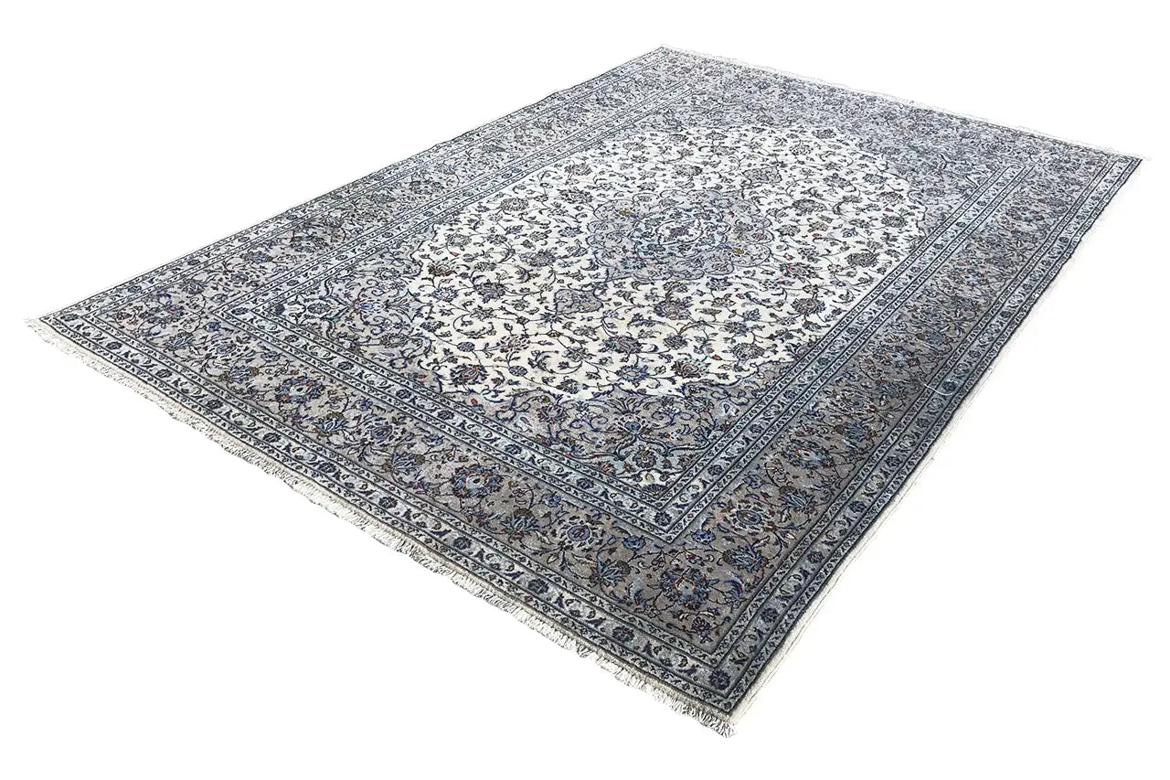 Keshan - Beige (349x242 cm) - German Carpet Shop