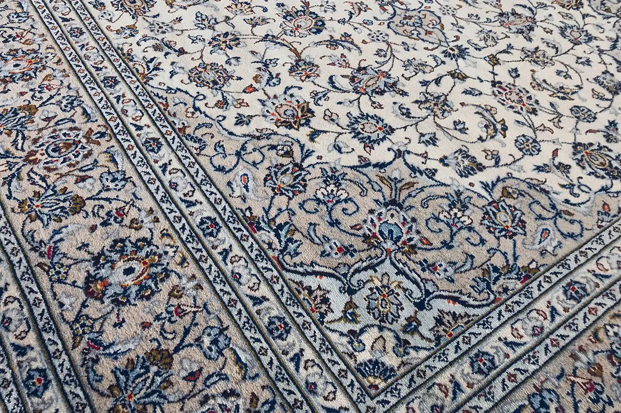 Keshan - Beige (349x242 cm) - German Carpet Shop
