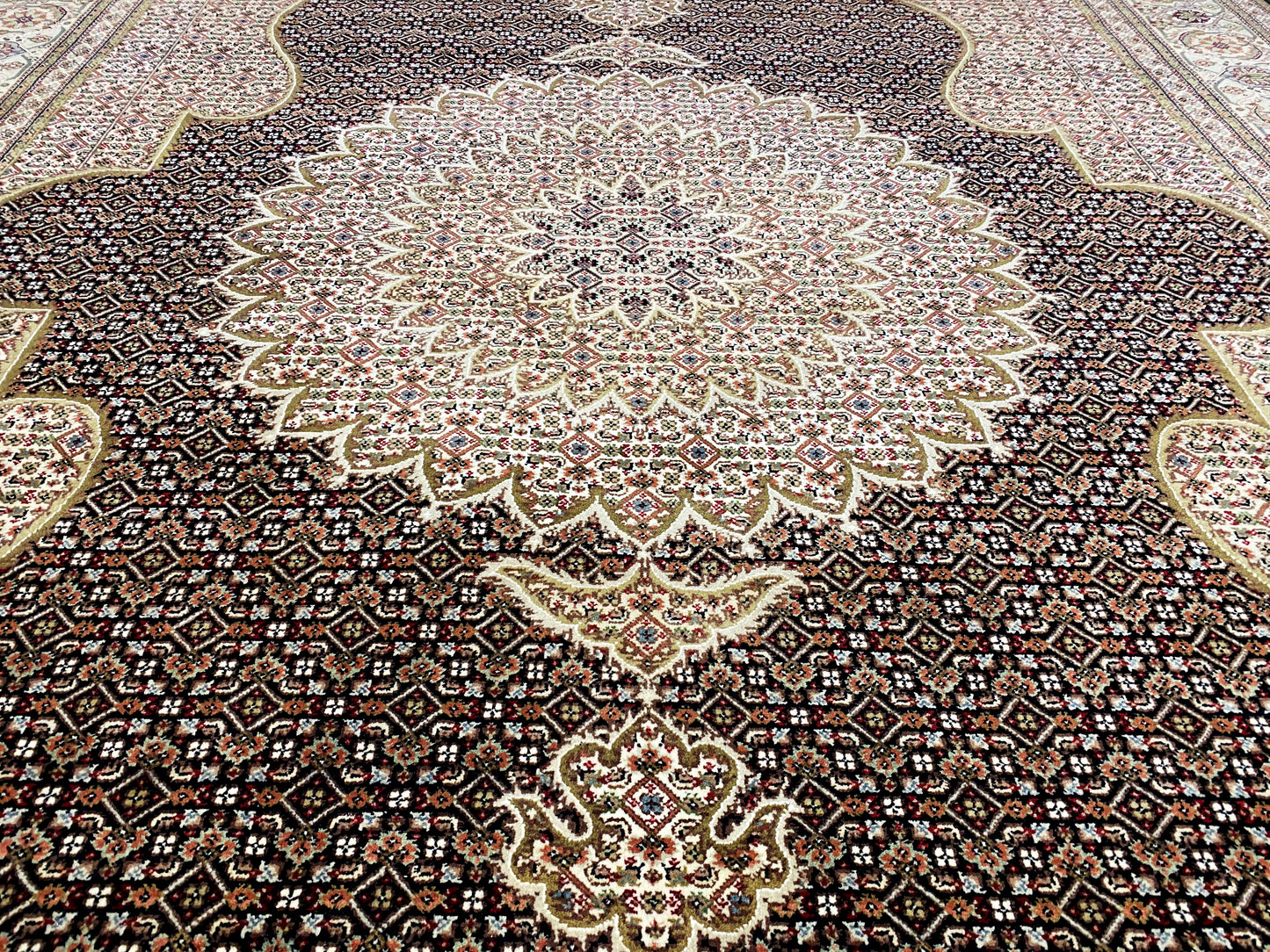 Tapete Indo Tabriz - 303x247cm
