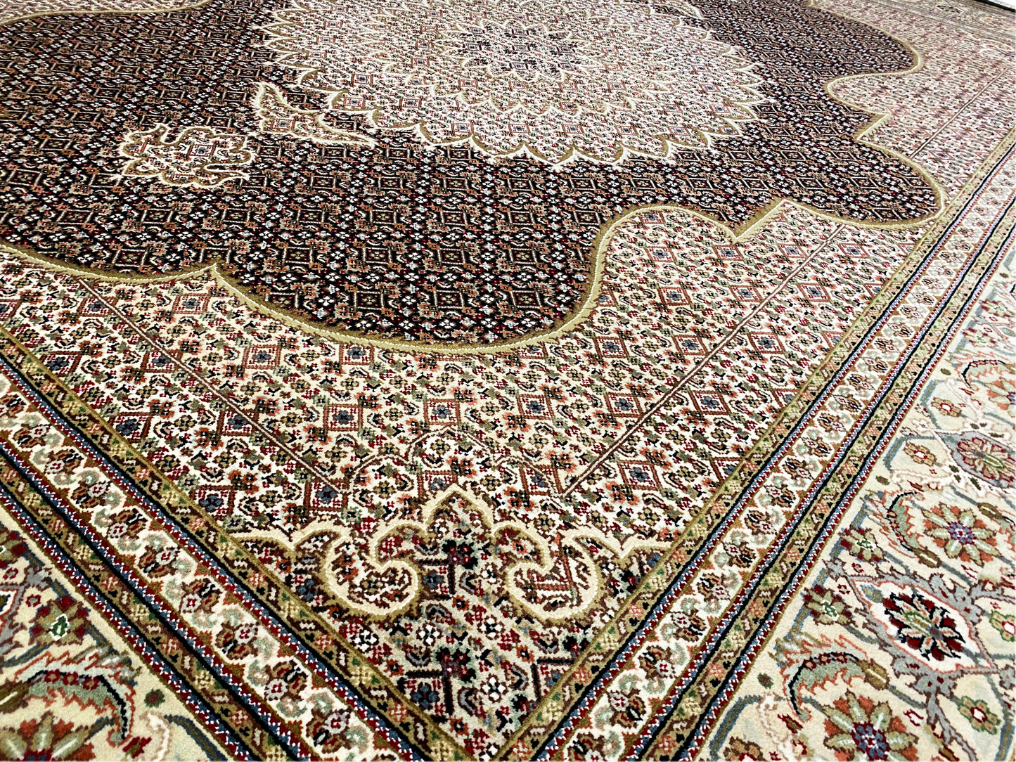 Tapete Indo Tabriz - 303x247cm