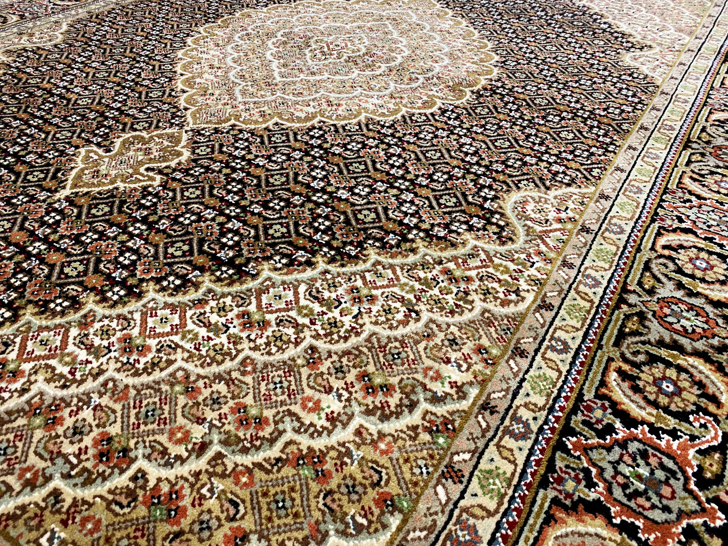 Tapete Indo Tabriz - 238x171cm