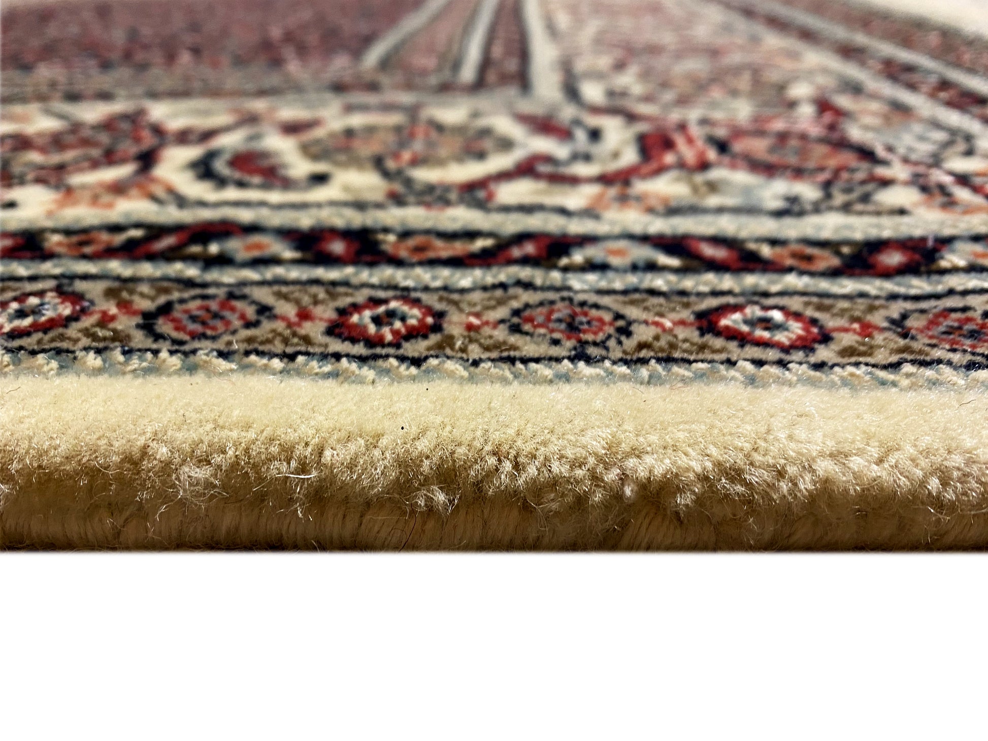 Perserteppich Bidjar mit feinem Muster und Bordüre in Bordeauxrot