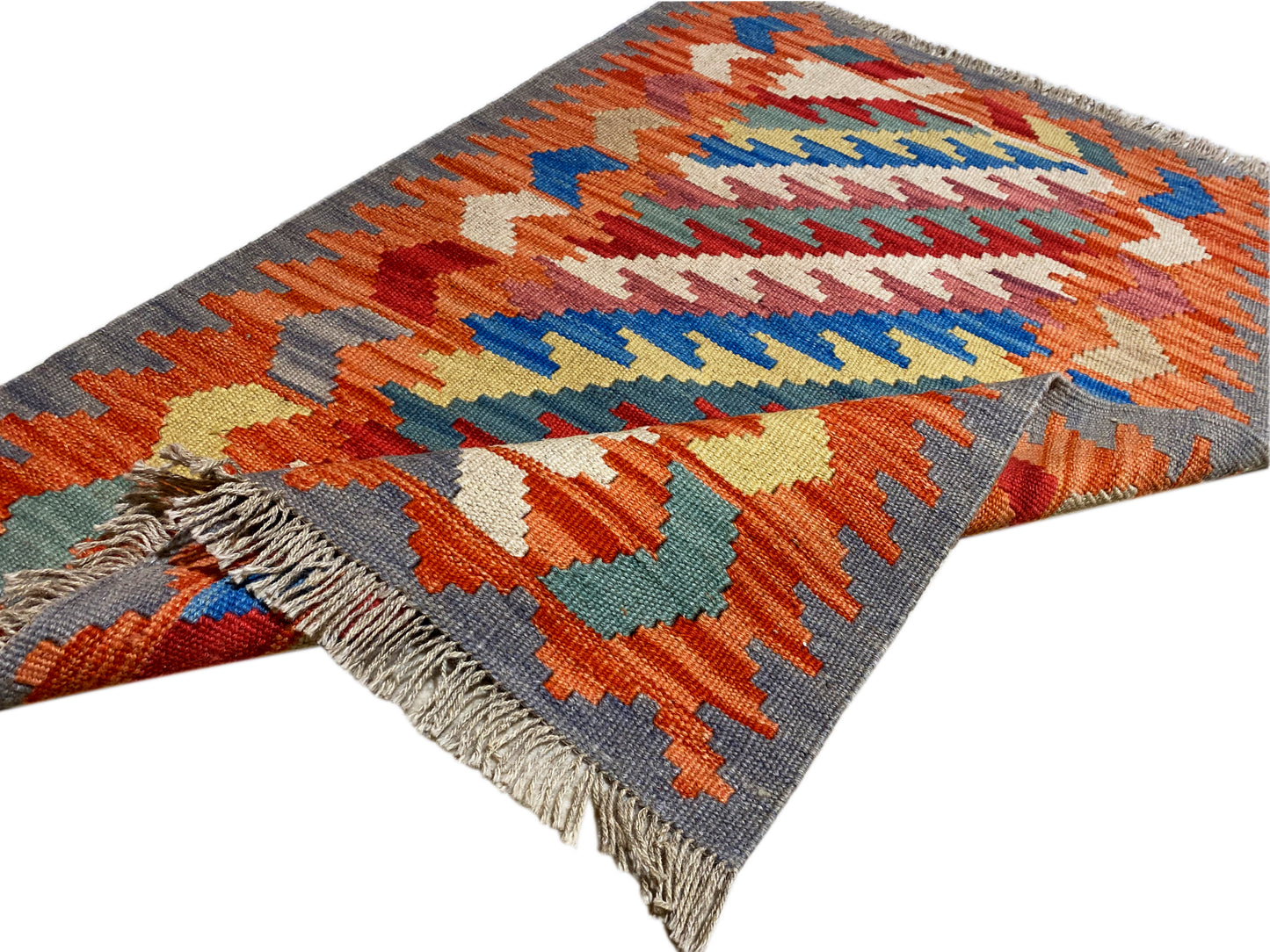 Qashqai Kelim Teppich Unikat mit traditioneller Webkunst und Fransen